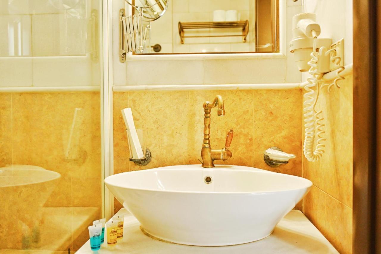 New Times Home & Hotels Near Metro Station Athens Center المظهر الخارجي الصورة