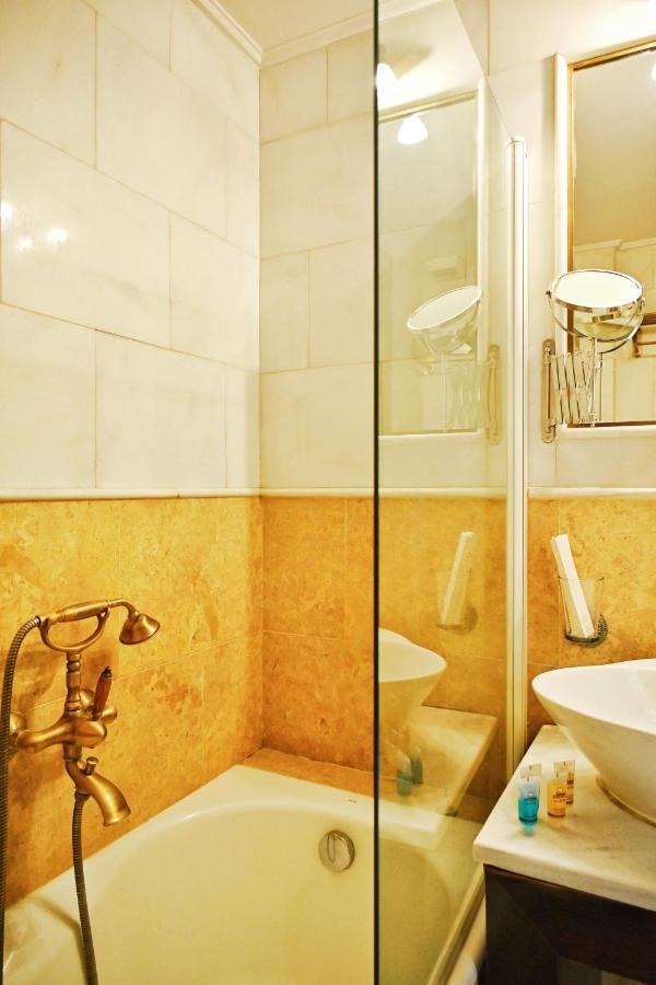 New Times Home & Hotels Near Metro Station Athens Center المظهر الخارجي الصورة